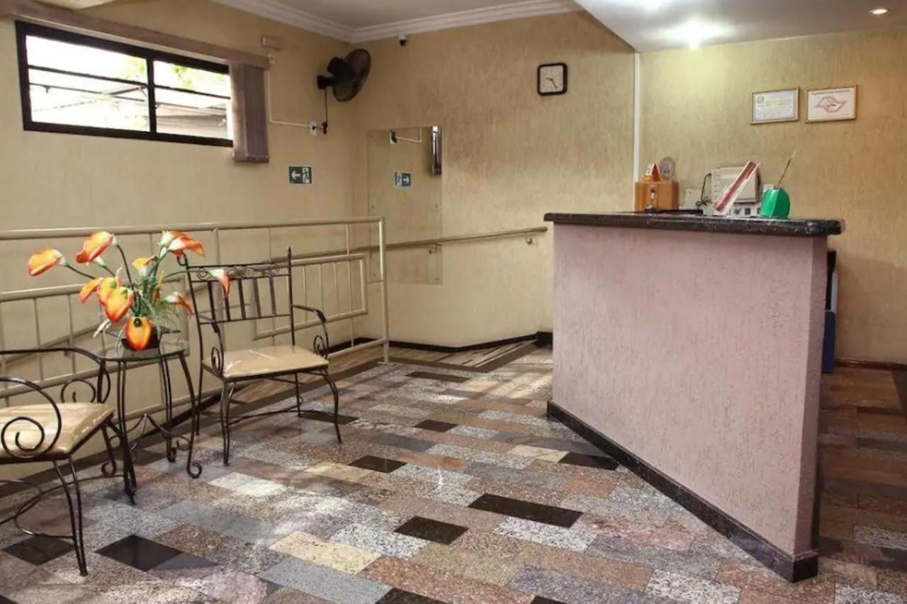 Oyo Center Hotel, ריבייראו פרטו מראה חיצוני תמונה